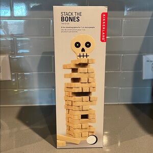 Kikkerland Skull Stacking Game - Cream